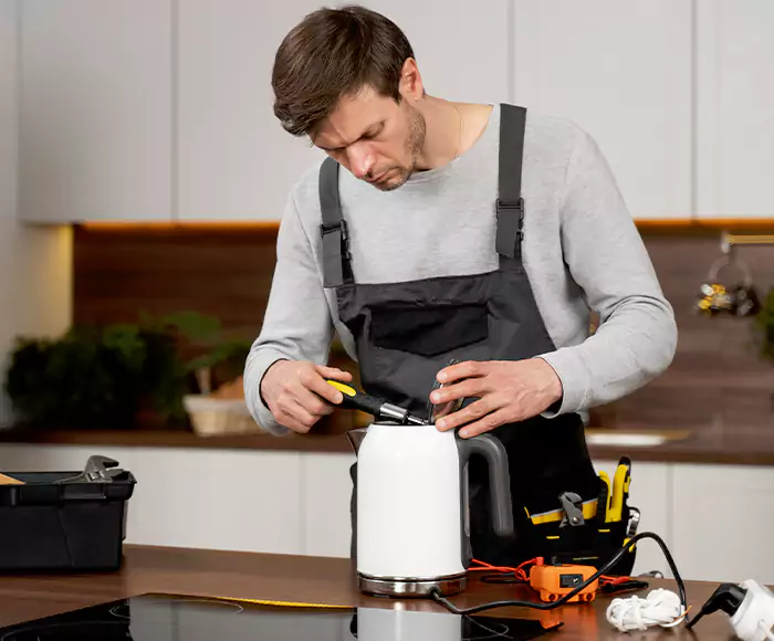 Skilled Blender Technicians: Your Small Appliance Repair Experts for Islip, NY