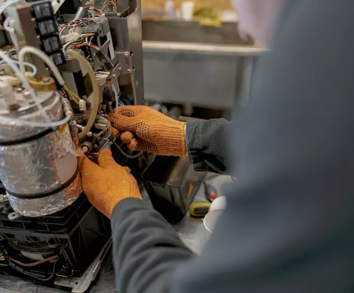 Trusted Ice Machine Solutions: Your Premier Summit Ice Machine Repair Company in Islip, NY