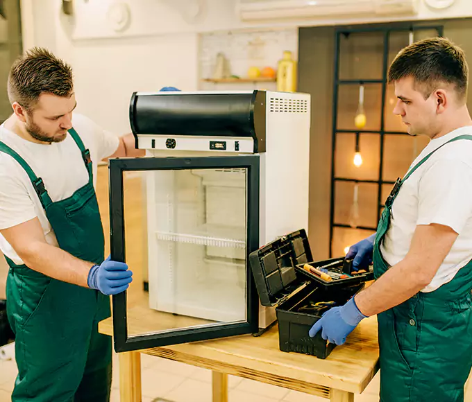 Why Islip Kitchen Owners Choose Home Appliances for Every Summit Commercial Kitchen Repair?