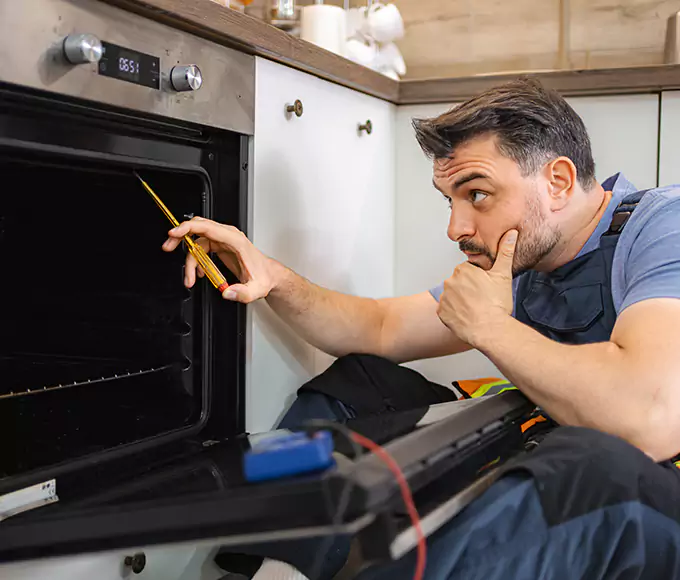 Why Islip Households Choose Home Appliances for Every Sub Zero Gas Oven Fix?