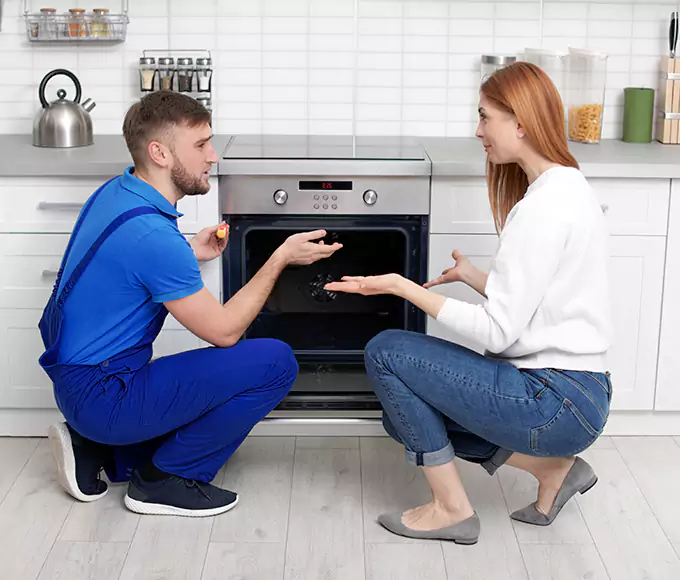 Why Islip Kitchens Trust on Home Appliances for Every Oven Fix?